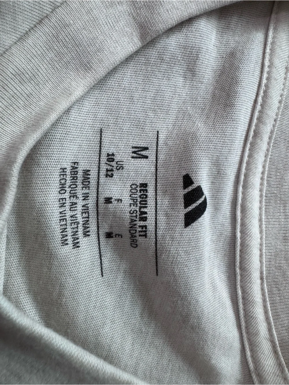 Adidas Girls White Graphic Heart T-Shirt Size Medium (10/12) Regular Fit